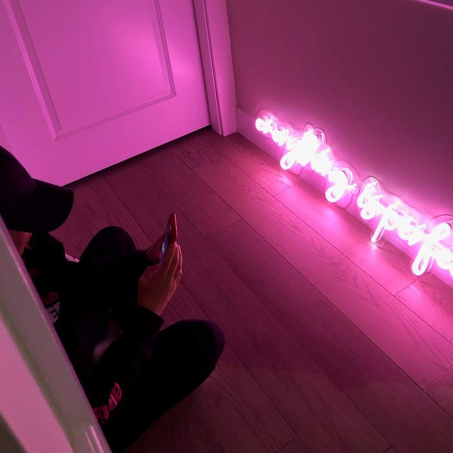 EVERYTHING IS PERFECT — LED NEON SIGN