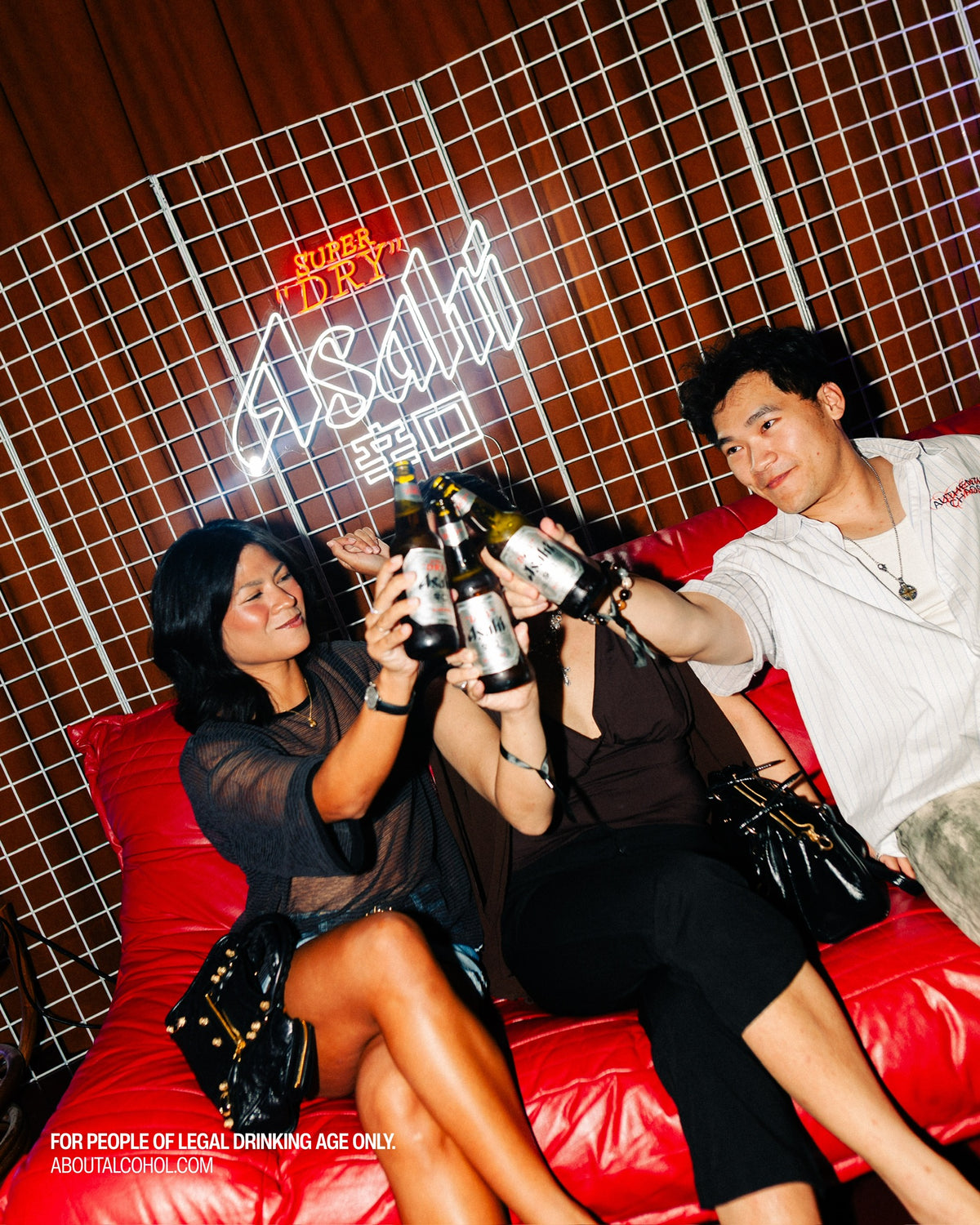 neon sign for business for asahi super dry logo
