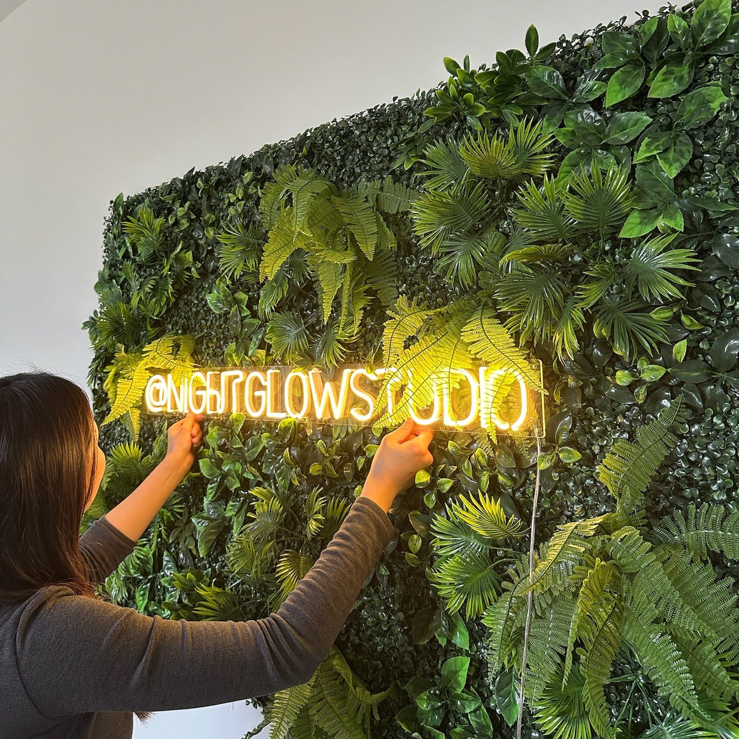 Artificial Grass Wall Panels – Premium Green Wall Decor for Indoor & Outdoor Use Nightglow Studio