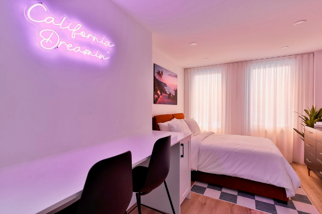 california dreamin neon sign for airbnb, neon sign room decor, aesthetic night light