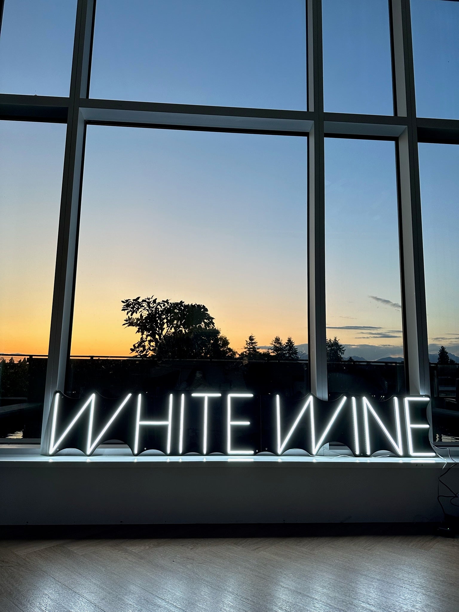 white-wine-neon-sign